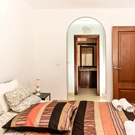 Apartament Cozy 2 Bedroom In